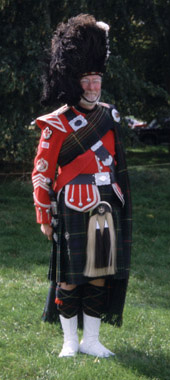 No1 Uniform - place mouse over item to see it's name